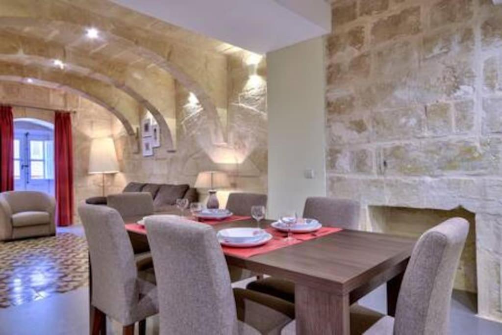 Vallettastay - Orangerie Two Bedroom Apartment 201 エクステリア 写真